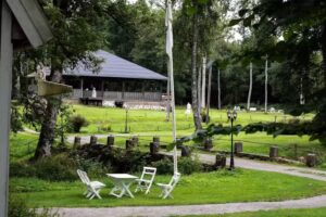 Årås Estate & Gardens