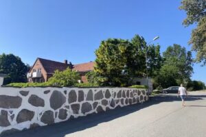 Bett und Bücher in Österlen