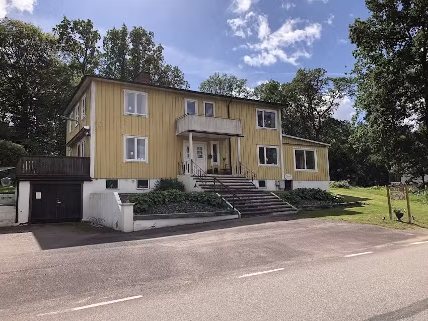 Bergåsa bed & breakfast i Drängsered