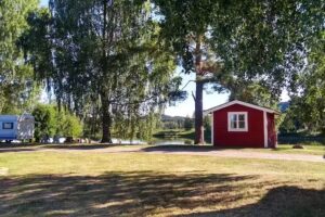 Landsbycamping og kanoturer