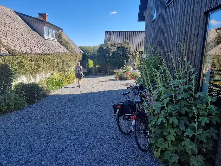 Elistorp Bed & Breakfast & Apartments