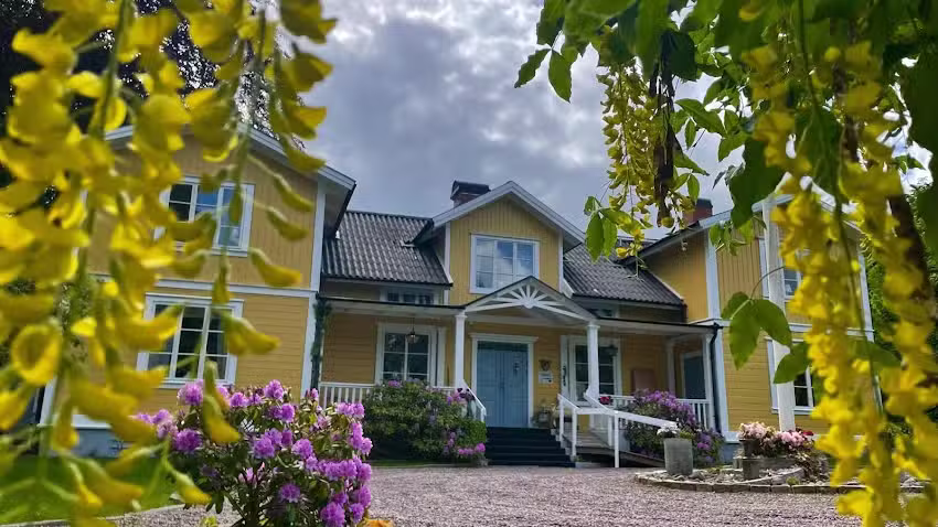 Fredriksons vilt-, vin- og gjestehus