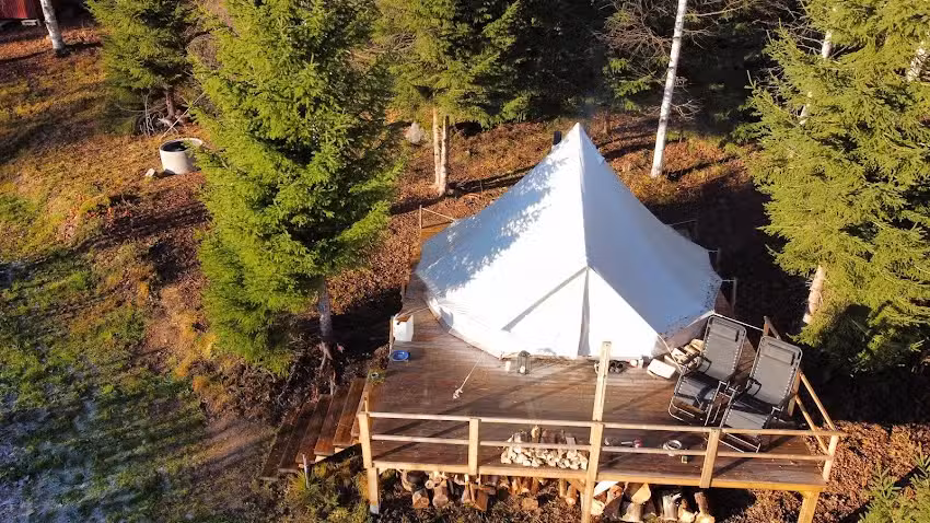 FRISBO LODGE OG CAMPING – GLAMPING I SVERIGE