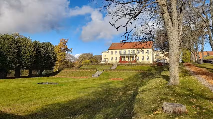 Frötuna gård