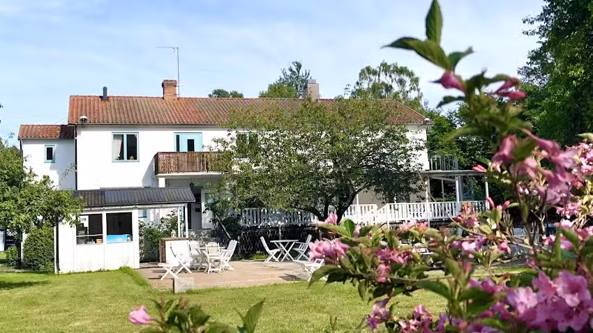 The Goose Out Bed & Breakfast