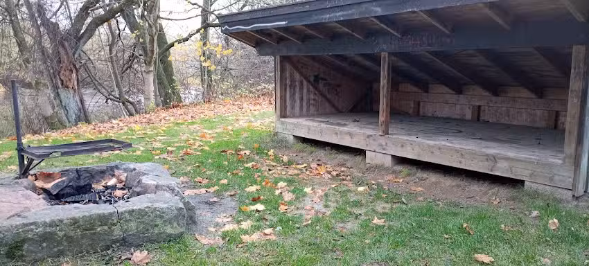 Grillplass med vindskjerm