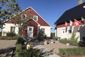 Hässlunda Armenhaus B&B