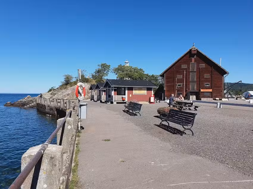 Hästholmen Västergård – parkeringsplads