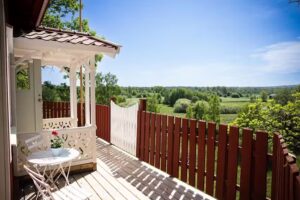 Islanna Treehouse Hotel