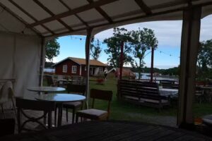 Kvarnudden kafé, B&B, rasteplass, vertshus