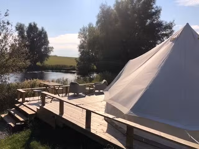 Mellom himmel og hav