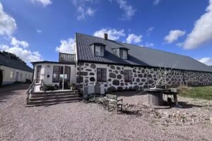 Munkagården B&B, The exception