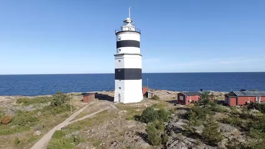 Örskärs fyr, overnatting og dagsturer