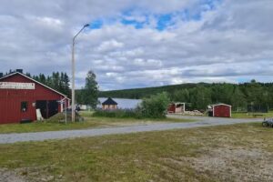 Rödvattnet Cottages & Camping
