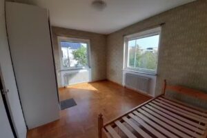 Room in house with good communication