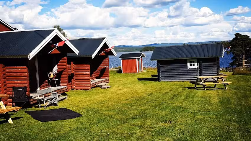 Rötvikens Camping, ferielandsby og leilighetsutleie
