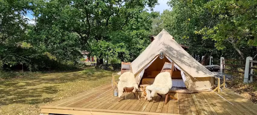 Sävö Hostel und Café