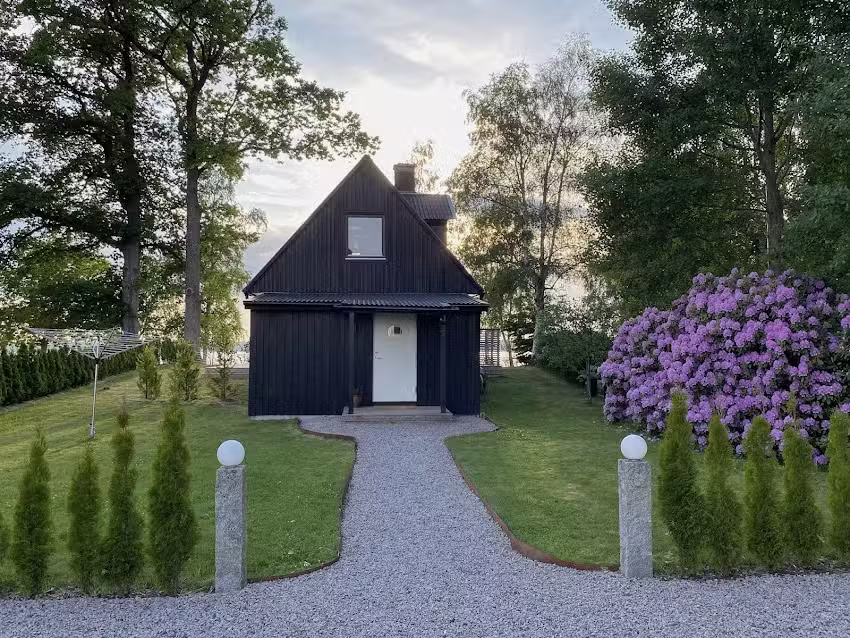 Schwedenhaus Pauline – Ferienhaus am See