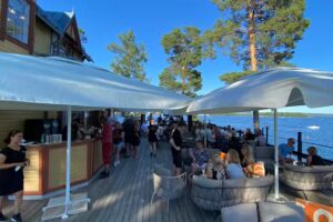 Falun am Seeufer bei Främby Udde bei Runn