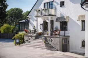 Smakrike Krog & Overnatting