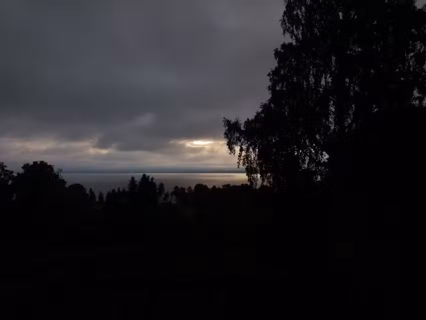 Stuga Med Utsikt Över Vättern