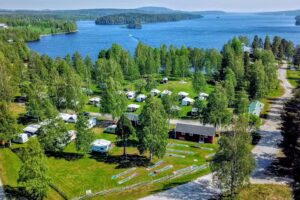 Trehörningsjö camping og hytter