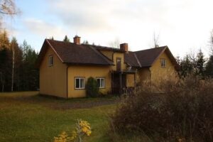 Tyforsskolan = gruppeindkvartering ejet af tyforsgarden