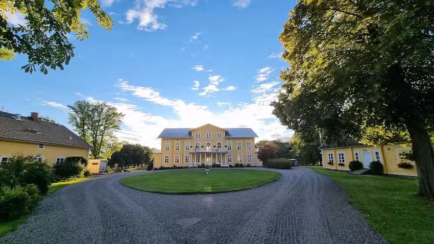 Ulfstorp Manor