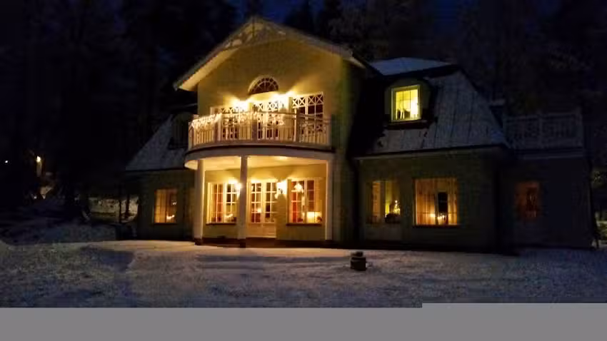 Wallstenius Manor Villa